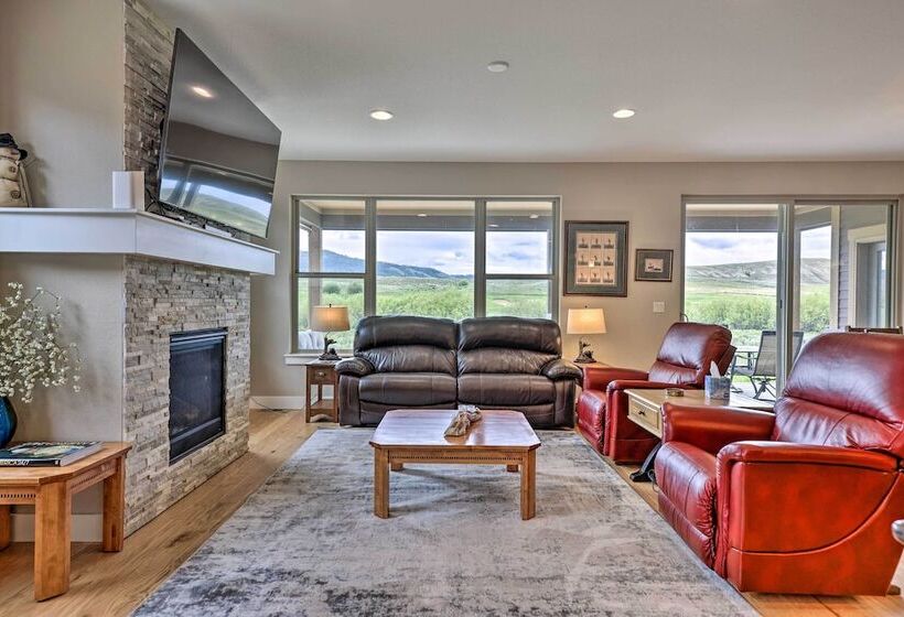 3 Mi To Granby Ranch: Home W/ Hot Tub & Mtn Views!