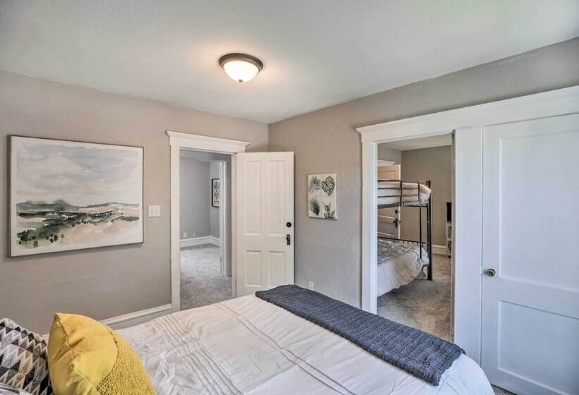 Sioux Falls Abode W/ Fire Pit   1 Mi To Dtwn!