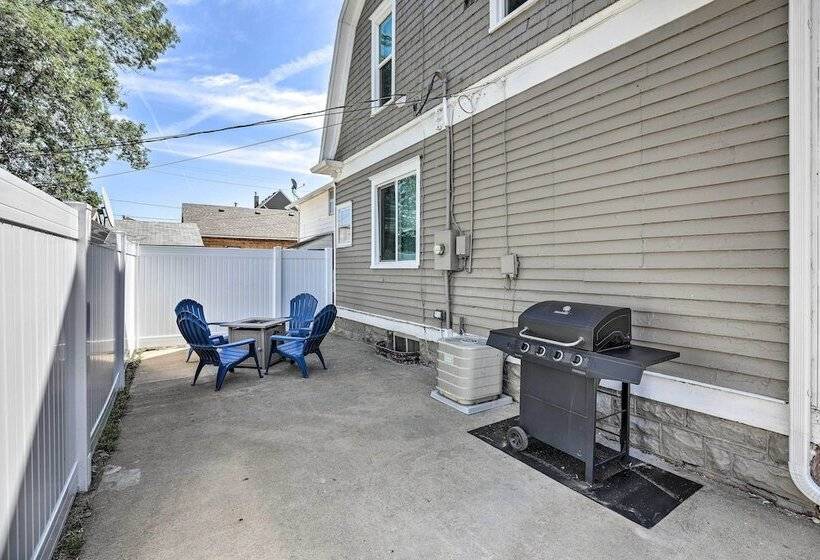 Sioux Falls Abode W/ Fire Pit   1 Mi To Dtwn!