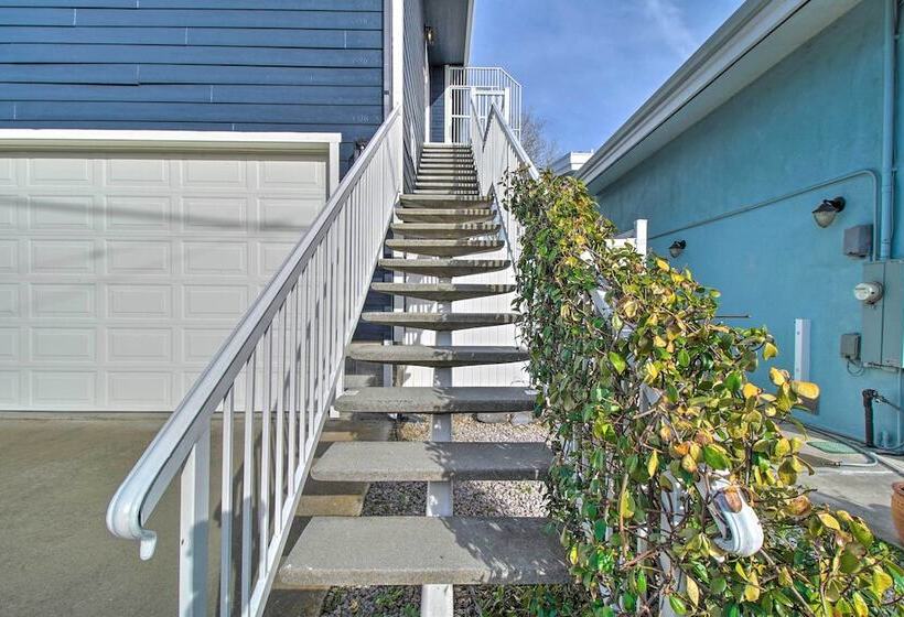 Spacious Lakeport Home W/ Dock & Mtn Views!