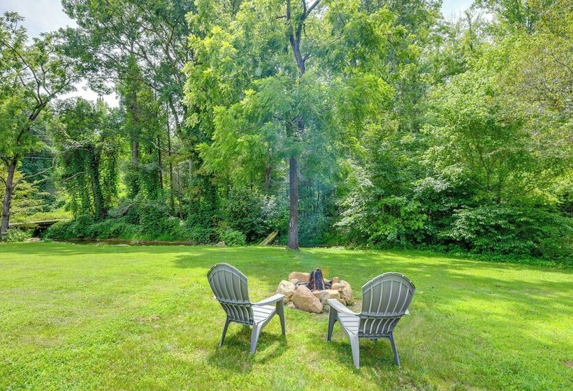 Stunning Creekside Cosby Cabin W/ Deck + Fire Pit!