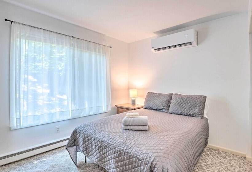 Top Shelf Home W/ Deck: 1 Mi To Ski Slopes!