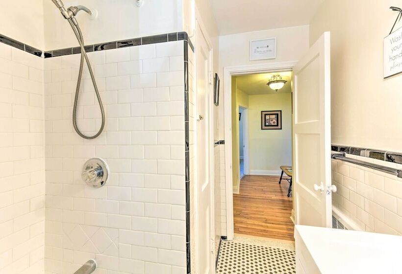 Baltimore Home < 2 Mi To Dtwn Towson