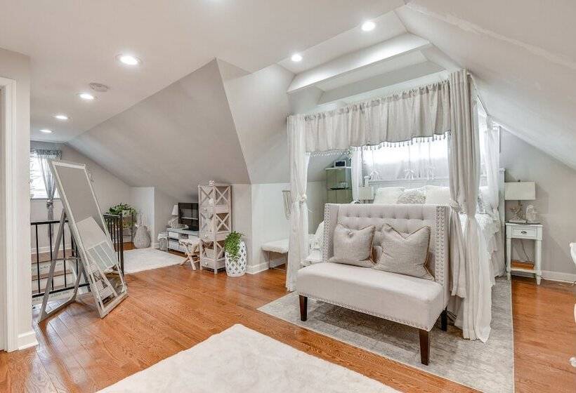 Chic Baltimore Retreat 6 Mi To Downtown!