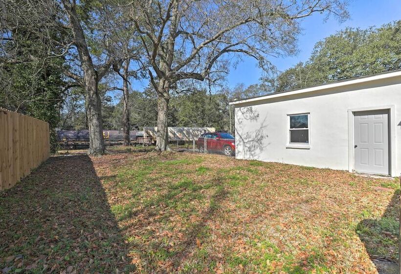 Chic Charleston Home   Half Mile To Park Circle!