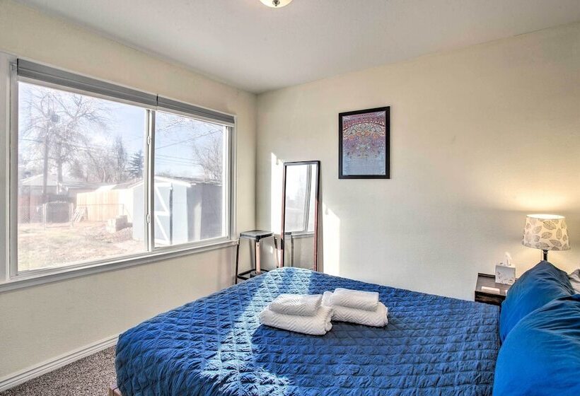 Centrally Located Aurora Home W/ Covered Patio