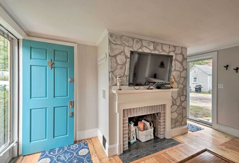Cozy  Sea Street Cottage    1 Mile To Ferry Boats!