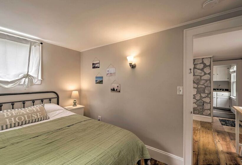 Cozy  Sea Street Cottage    1 Mile To Ferry Boats!