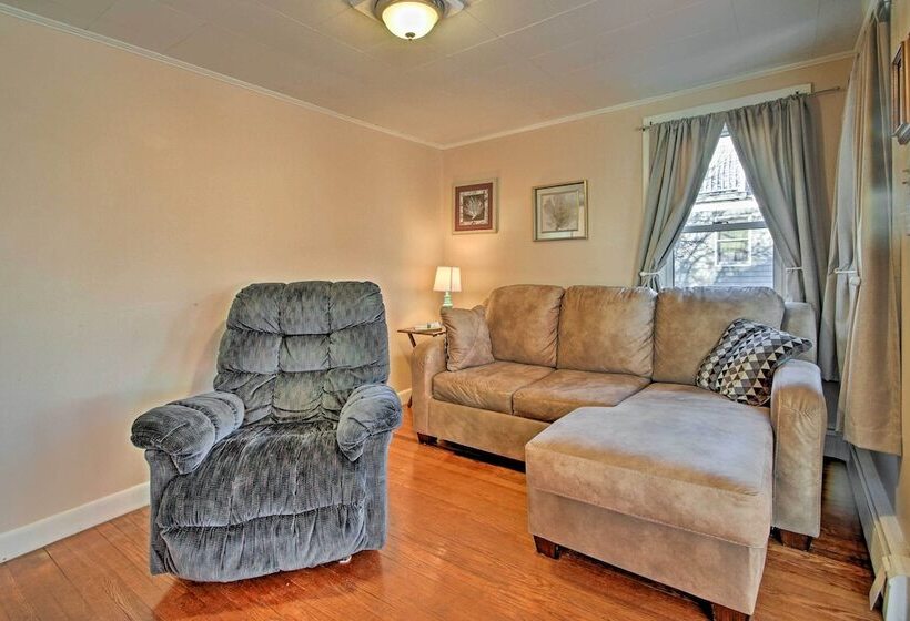 Steps To Cape Cod Canal: Buzzards Bay Home