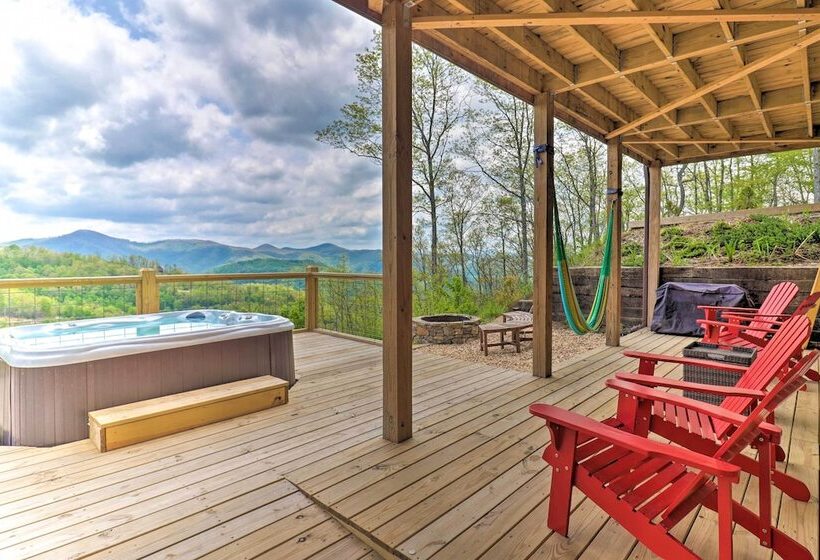 Elevated Cabin Bordering Smoky Mountain Nat L Park