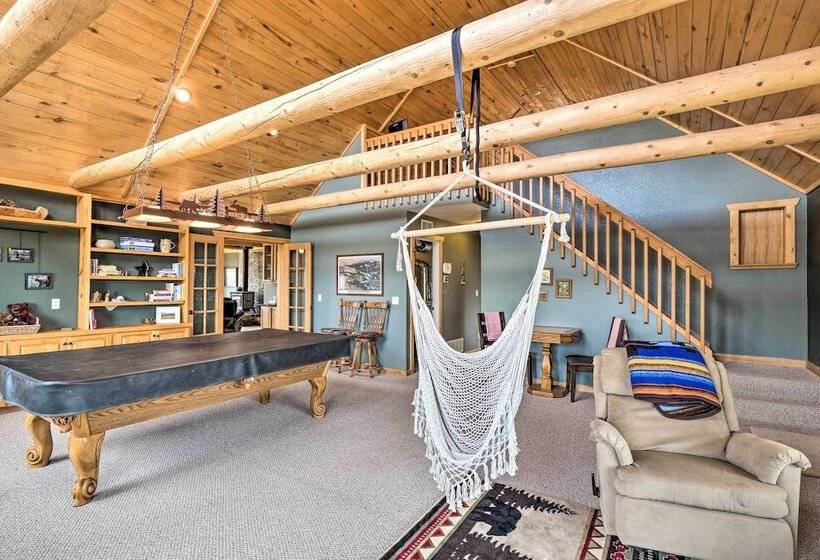 Grand Jefferson Home W/ Stunning Mtn Views!