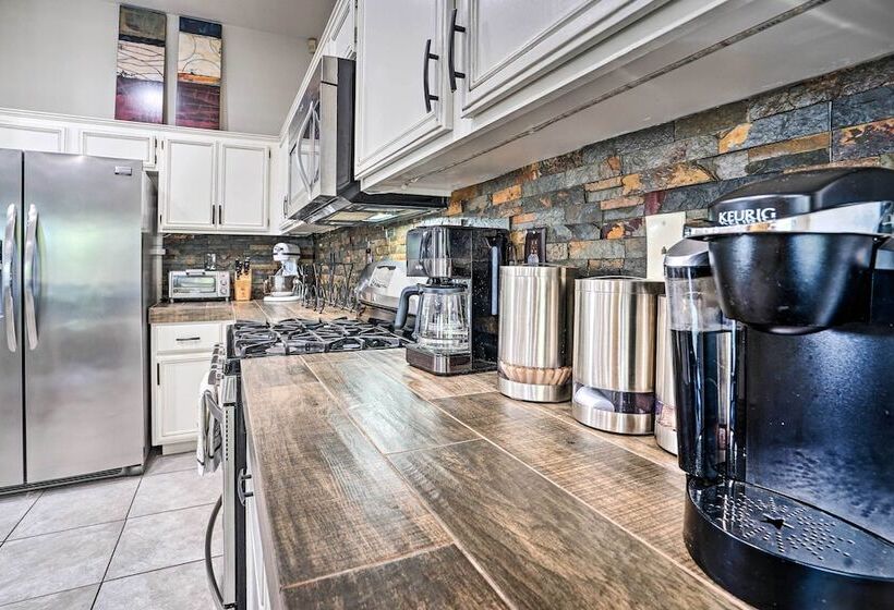 Pet Friendly Indio Retreat W/ Pool & Game Room!