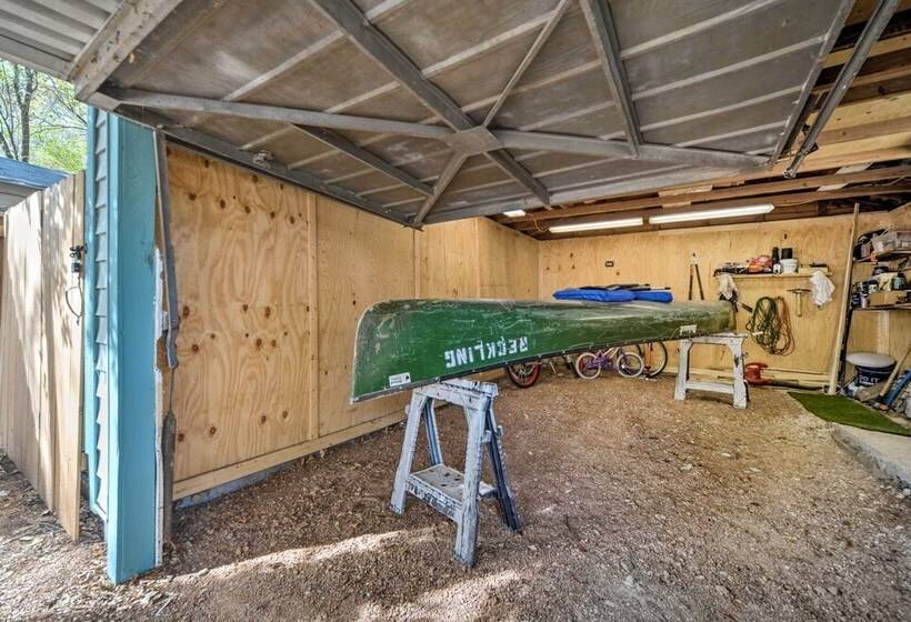 Kerrville  Hill House  W/ Backyard Oasis!