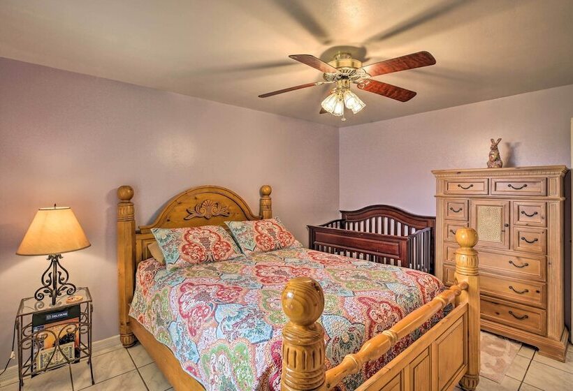 Lake Okeechobee Fishing Retreat W/ Fire Pit!