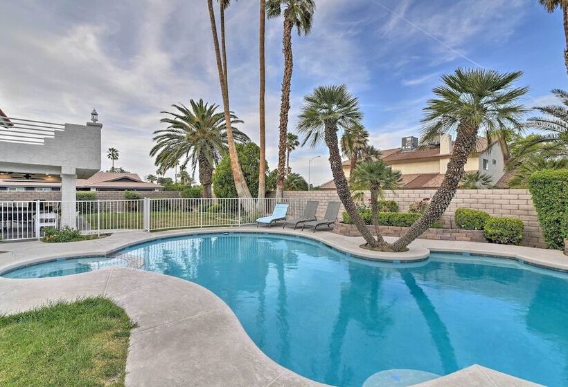 Las Vegas House W/ Pool & Hot Tub 1 Mi To Strip!