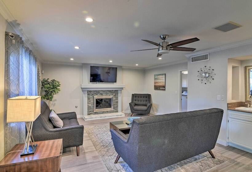 Las Vegas House W/ Pool & Hot Tub   1 Mi To Strip!