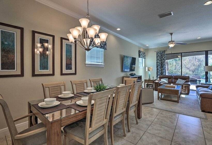 Luxe Reunion House W/ Private Pool: Near Disney!