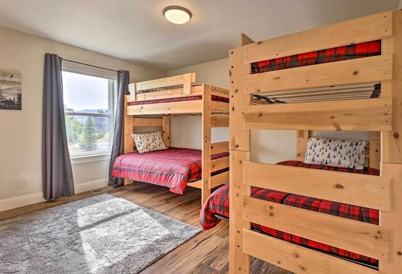 Walk To Golf: Modern Mtn View Home In Granby