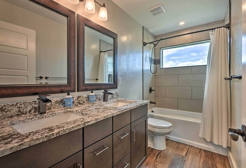 Walk To Golf: Modern Mtn View Home In Granby