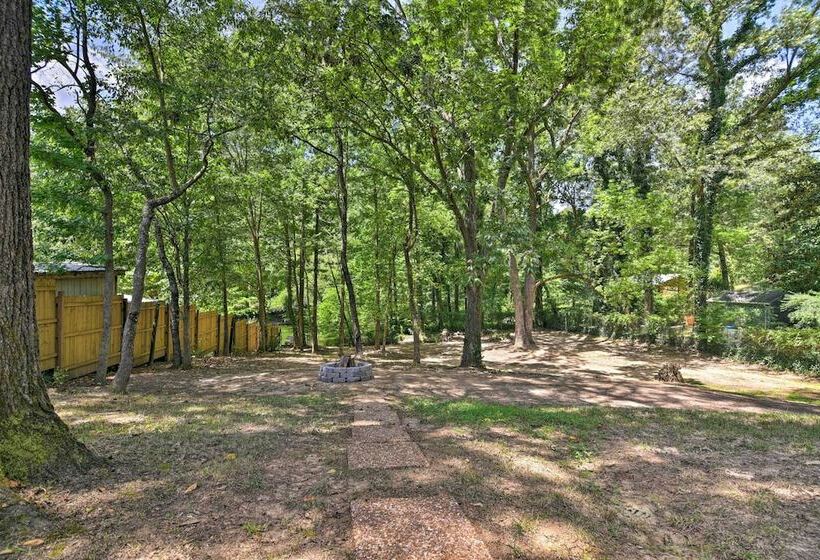 Rural Escape By Sardis Lake: 25 Mi To Oxford!