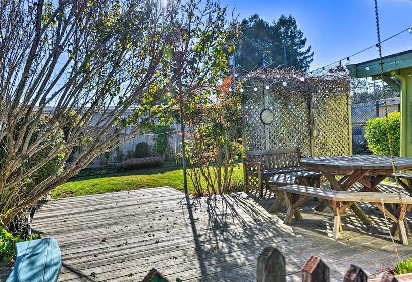 Pet Friendly Eureka Home ~ 6 Mi To Old Town!