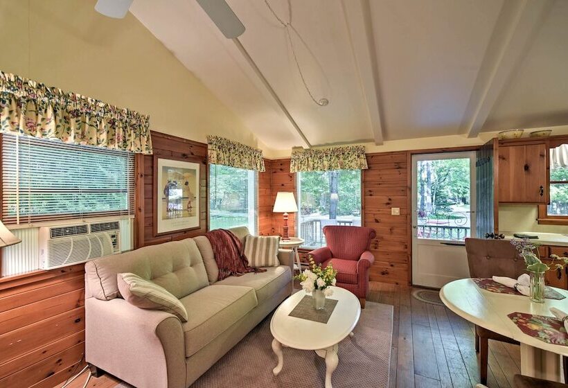 Pine Cottage Duplex W/ Deck: Walk To State Park!