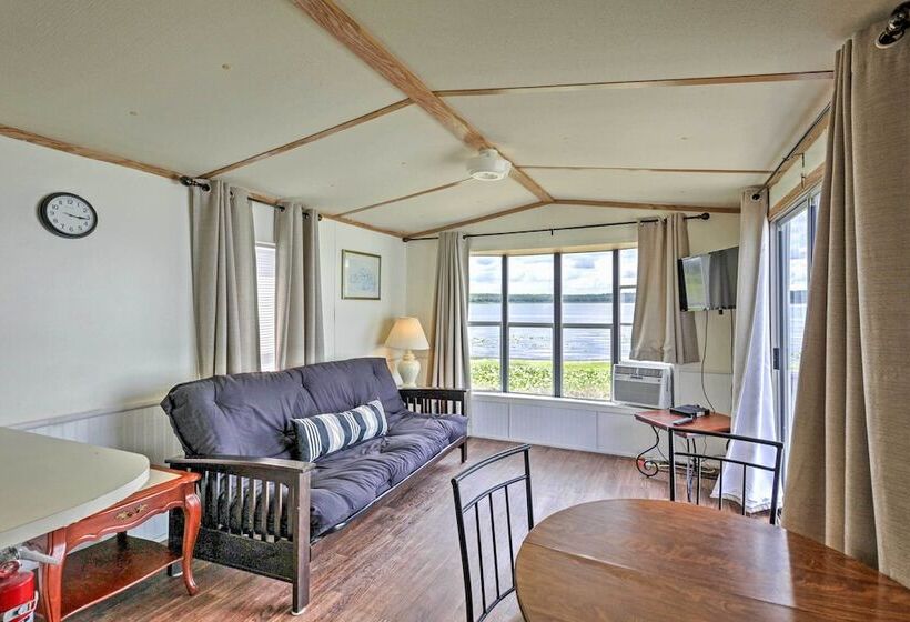 Quaint Silver Springs Cabin W/ Direct Lake Access!