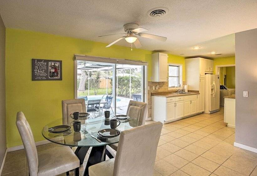 Quiet Venice Retreat With Private Lanai & Pool!