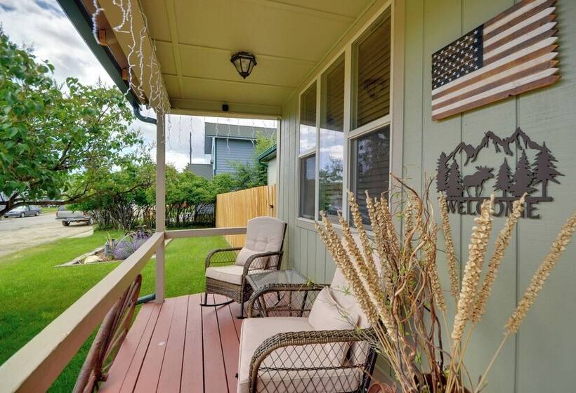 Red Lodge Retreat W/ Hot Tub: 3 Blocks To Downtown