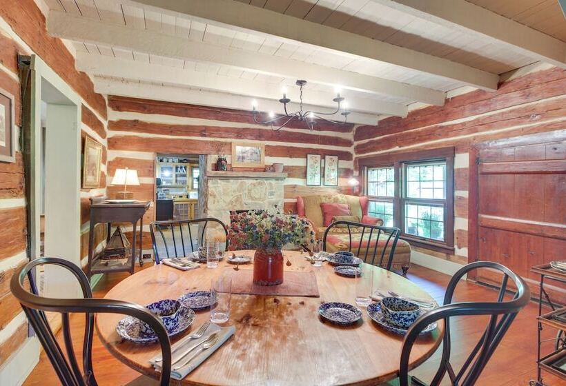 Restored Buchanan Log Cabin On 9 Mile Creek!