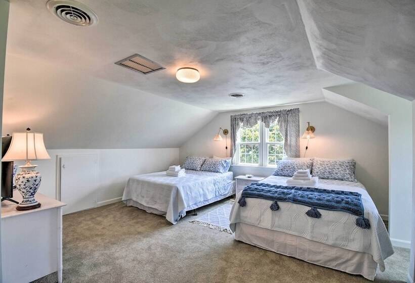 Spacious Cheriton Home: 8 Mi To Cape Charles!