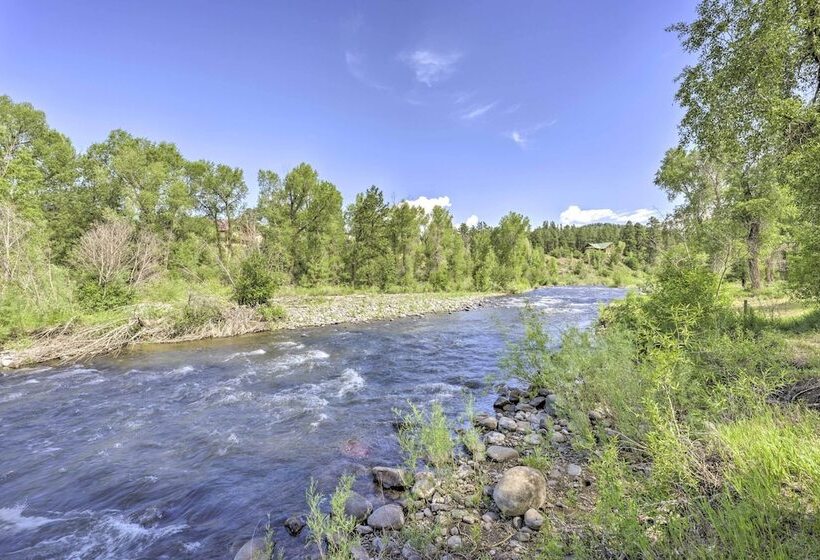 The River Home  Cabin W/ Yard: Near Wolf Creek!