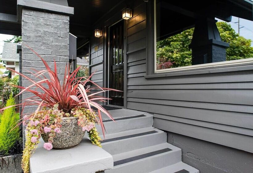 Updated Tacoma Home W/ Patio: 3 Mi To Downtown