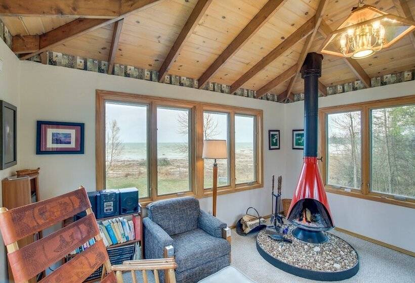 Serene Lakefront Baileys Harbor Home W/ Deck!