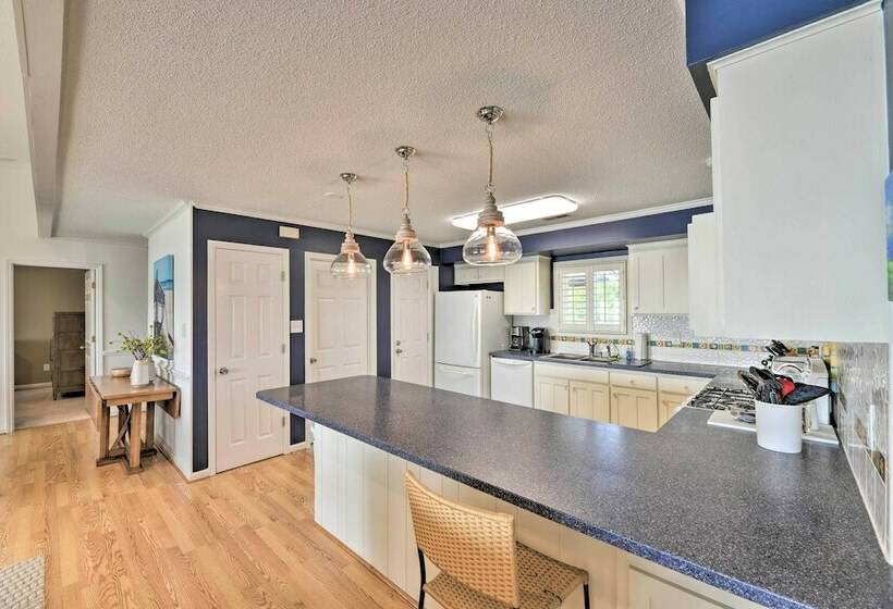 Waterfront Harkers Island Home: Sunset View & Dock