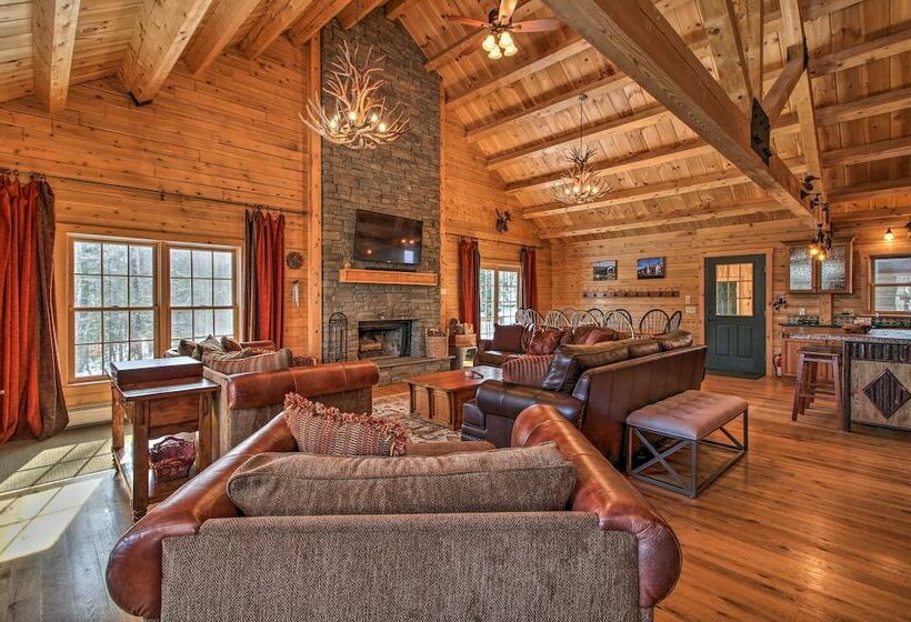 West Dover Cabin W/ Game Room, 4 Mi To Mt Snow!
