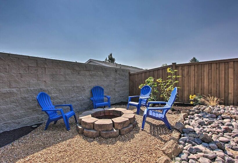 Bend Home W/ Patio + Fire Pits < 3 Mi To Dtwn