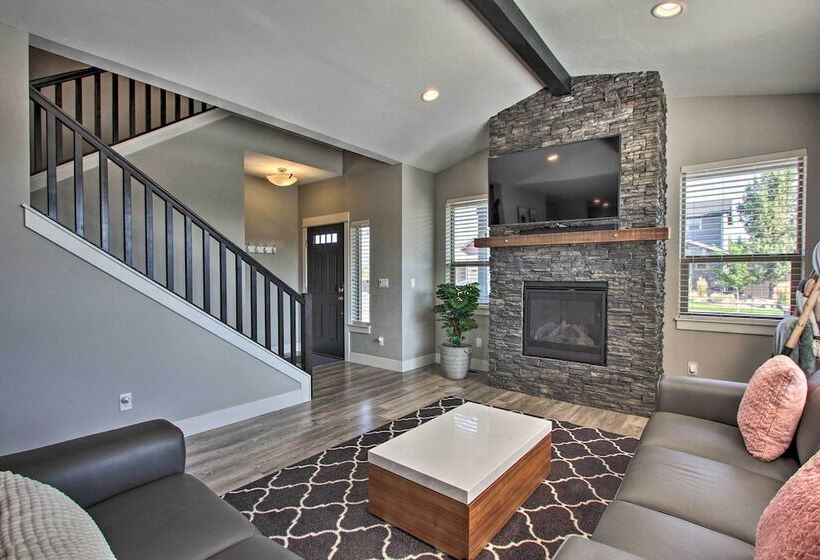 Bend Home W/ Patio + Fire Pits < 3 Mi To Dtwn