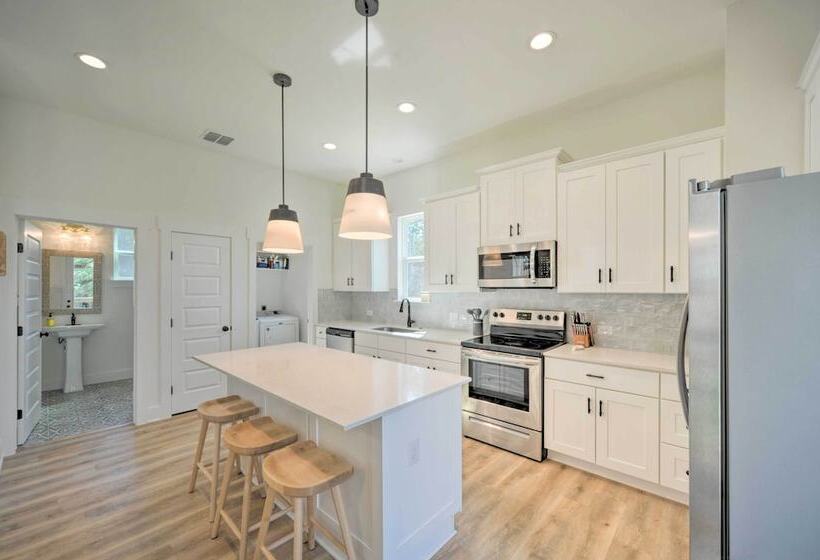 Canyon Lake Home W/ Deck ~ 1 Mi To Comal Park