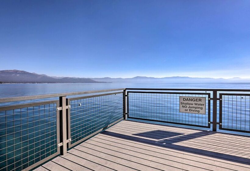 Carnelian Bay Home W/ Hot Tub Near Tahoe Skiing