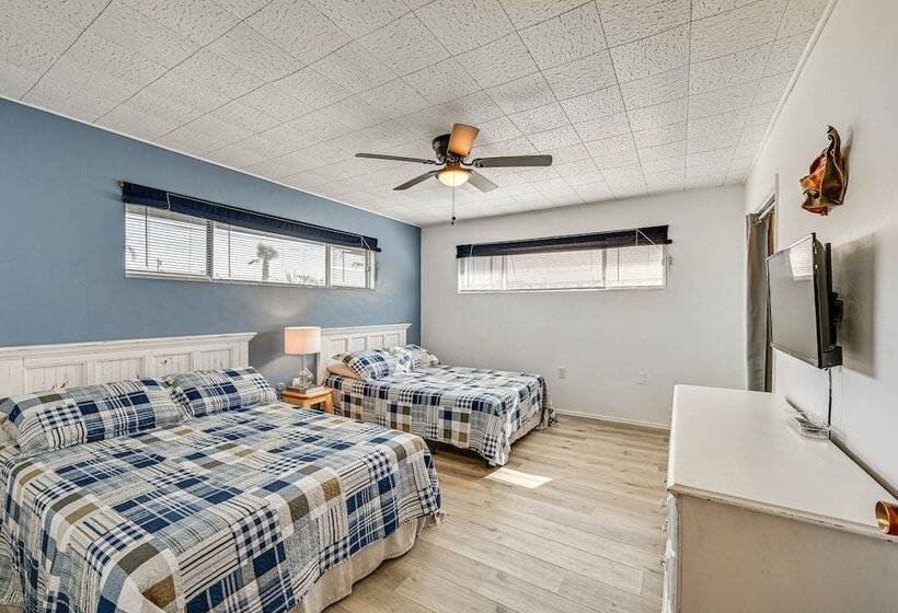 Chula Vista Home W/ Heated Pool & Spacious Patio