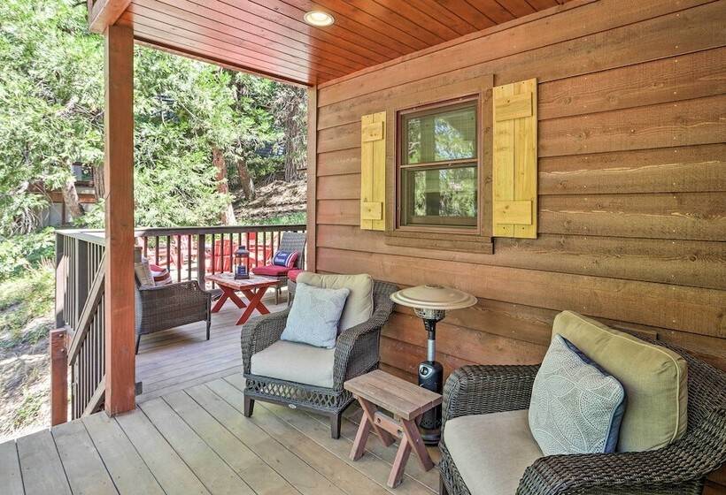 Steps To Lake: Cabin W/ Deck In Lake Arrowhead