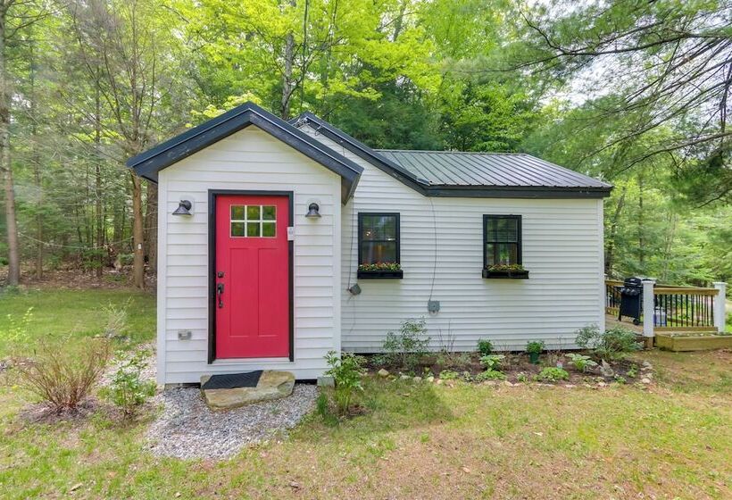 East Otis Vacation Rental W/ Private Deck & Bbq!
