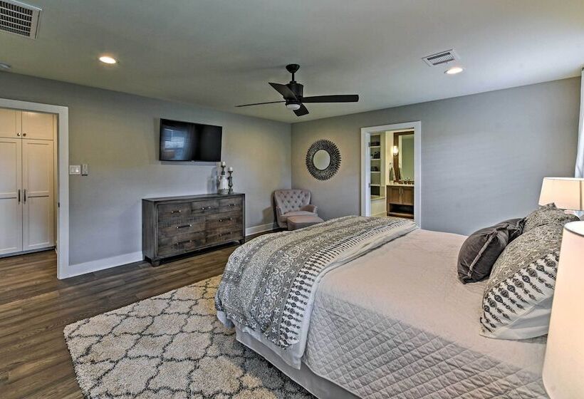 Elegant College Station Home Walk To Texas A & M