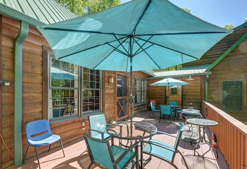 Enchanting Cabin W/ Mother In Law Suite: Mtn Views