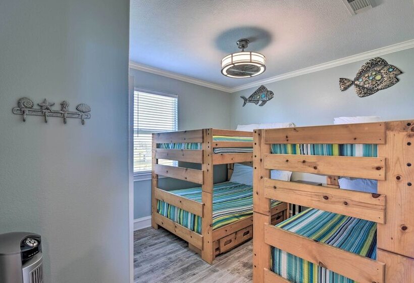Galveston Resort House   Dazzling Bay Vistas!