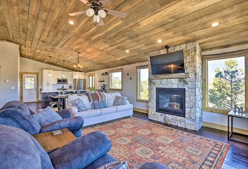 Balconies & Idyllic Views: Grand Lake Haven!