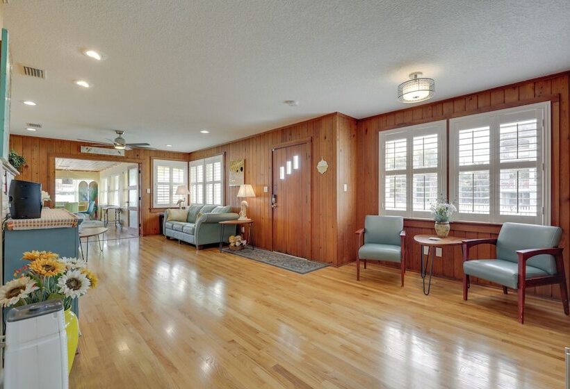 Historic St Augustine Bungalow: Walk To Beach