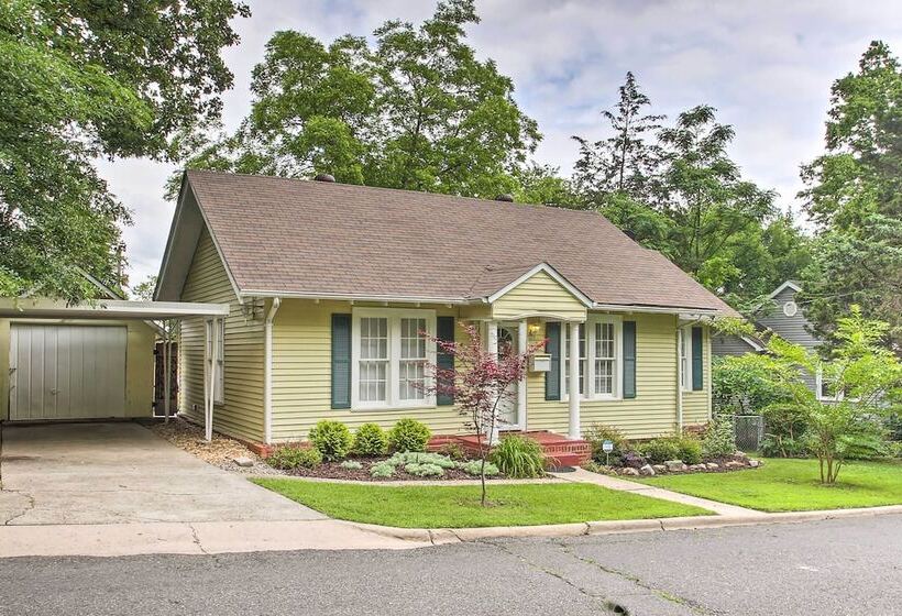 1/2 Mi To Hot Springs Nat L Park: Cottage W/ Patio