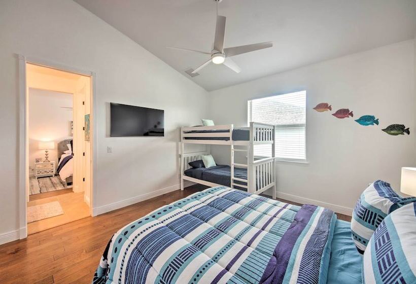 On Canal: Luxe Cape Coral Oasis W/ Pool & Lanai!